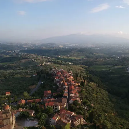 Leoni Villa *